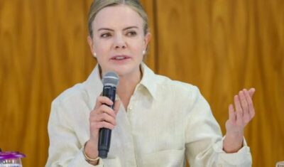 Gleisi divulga apoio à presidenta do México, alvo de assédio