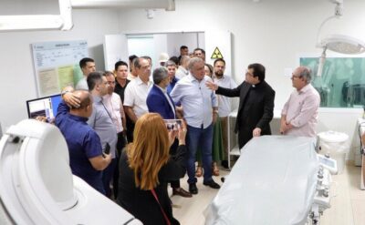 Em visita ao Hospital Dom Orione, governador reafirma compromisso com o avanço da saúde no estado