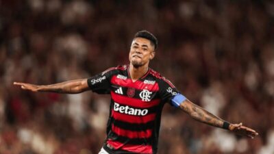 Bruno Henrique, do Flamengo, se livra de suspensão e é punido pelo STJD apenas com multa