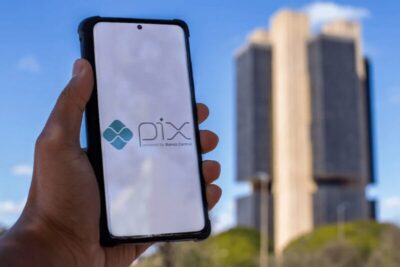 Pix completa 5 anos com R$ 117 bilhões em economia, adesão recorde e desafio crescente contra fraudes