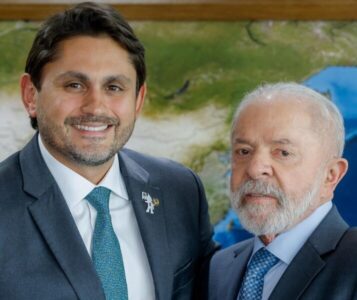 Deputado Juscelino Filho participa de sanção da lei que beneficia taxistas