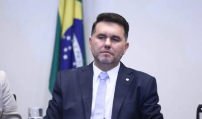 Pedido de vista adia votação do Plano Nacional de Educação