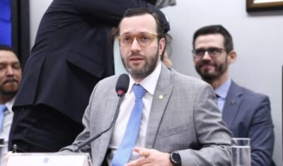 Presidente da Comissão de Relações Exteriores critica terceira ausência de Lewandowski em debate