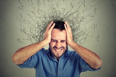 Doenças psicossomáticas avançam entre brasileiros e revelam peso das emoções no corpo