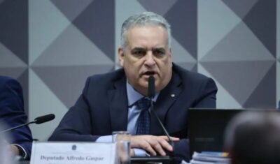 Relator da CPMI do INSS acusa advogado de intermediar propina em fraudes previdenciárias