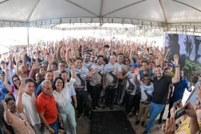 Juscelino Filho participa de inaugurações em Cajapió