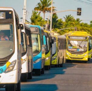Prefeito não paga subsídio e coloca cidade em novo risco de paralisação do transporte público