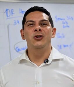 Justiça Eleitoral bloqueia contas de Paulo Marinho Jr. por descumprimento de decisão judicial