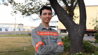 Jovens podem se inscrever no Programa Aprendiz até 25 de janeiro