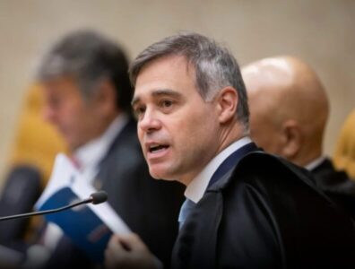 André Mendonça concede prisão domiciliar a investigado da farra no INSS por motivos de saúde