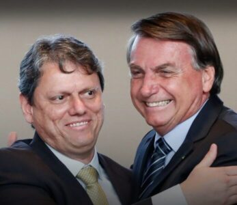 Bolsonaro pede ao STF autorização para receber visita de Tarcísio