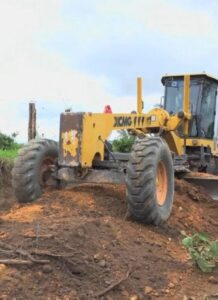 Buritirana recupera estrada vicinal com recursos próprios para fortalecer acesso às comunidades rurais