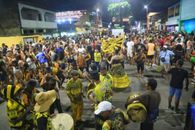 Diversão marcam o pré-Carnaval na Madre Deus, no primeiro dia do ano