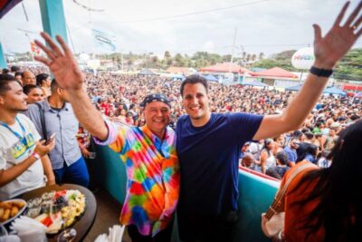 500 mil pessoas lotam Litorânea em primeiro dia de pré-Carnaval