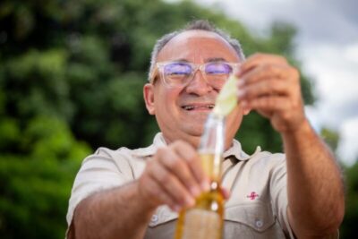 Joel Divo é convidado para a Espiadinha do BBB 26