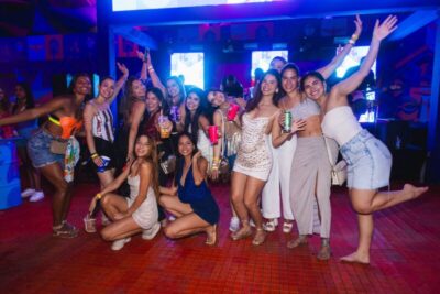 Camarote Revis estreia com sucesso absoluto e reforça identidade maranhense no pré-carnaval