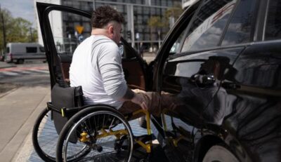 Comissão aprova prioridade na CNH gratuita para PcDs de baixa renda