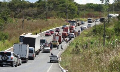 Carro capota na BR-316 e mata idosa de 70 anos no interior do Maranhão
