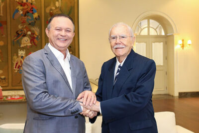 Brandão recebe visita do ex-presidente José Sarney no Palácio