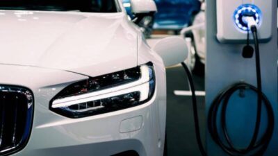 Europa assume o volante e puxa a nova fase dos carros elétricos no mundo