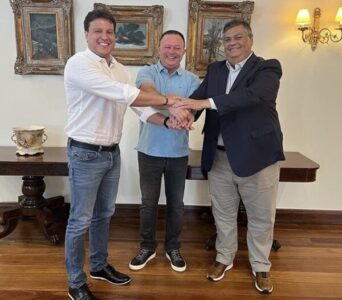 “Estamos unidos na amizade e na política”, dispara Brandão sobre Dino e Camarão contra os agourentos