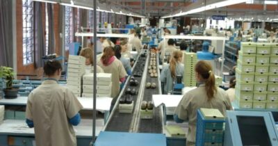 Emprego na indústria cai mesmo com faturamento em alta