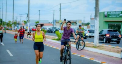 Domingo na Avenida reúne centenas de famílias e transforma a Avenida Piauí em espaço de lazer e convivência
