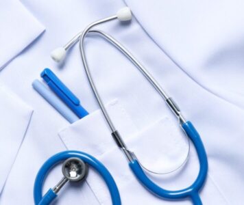 “TODOS PELA EDUCAÇÃO”/MEDICINA: MEC: pune 99 cursos após reprovação de um terço das faculdades no Enamed