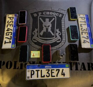 Paço do Lumiar: Pressionados pela PM, criminosos abandonam carro e moto durante fuga no Mocajutuba