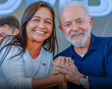 Base evangélica abandona Eliziane Gama e enfraquece projeto eleitoral da senadora