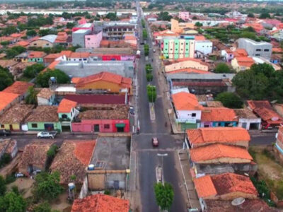 Homem é preso após tentar matar o próprio irmão e causar quebra-quebra em residência em Santa Helena