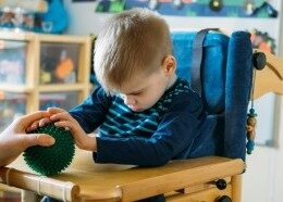 Após ação do Procon/MA, Justiça suspende exigência abusiva de biometria em terapias para pessoas com deficiência