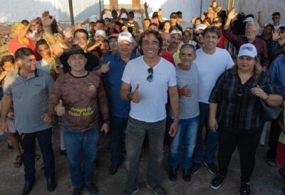 Lobão Filho recebe apoio de maranhenses em visitas ao interior do Estado