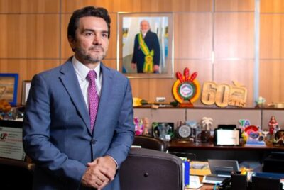 União Brasil decide por expulsar ministro do Turismo do partido