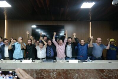 Grupo liderado pelo vereador Chico Carvalho se filiam no Partido PODEMOS