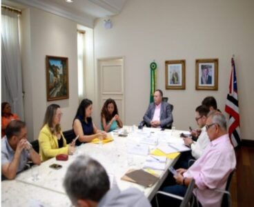 Com gestão municipalista, Carlos Brandão alcança marca de 176 prefeitos recebidos no Palácio dos Leões