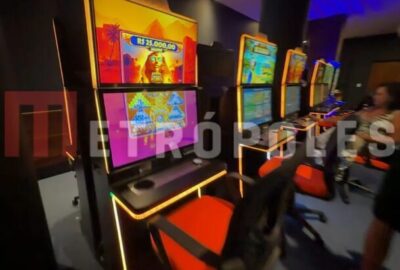 Quanta moral e ética!!! Resort ligado a Toffoli tem cassino com máquina de apostas e blackjack. Veja vídeo