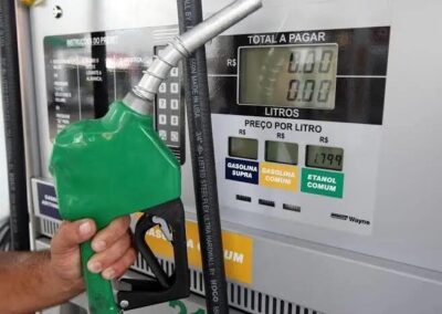 Petrobras reduz preço da gasolina em 5,2% a partir desta terça