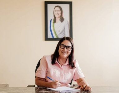 Após pressão do MP, prefeita suspende concurso investigado por aprovação de familiares