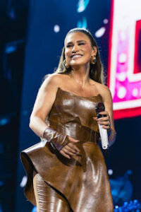 Simone Mendes libera música inédita antes da gravação do DVD “O Melhor de Mim”