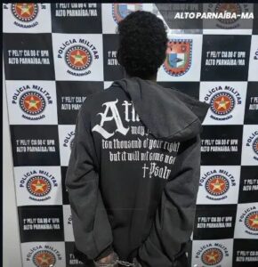 Alto Parnaíba: Policia militar prende dois traficantes e apreende armas e cocaína