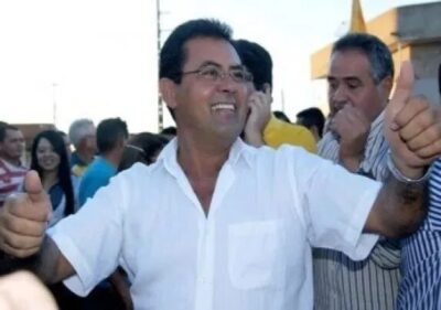 Professores de Presidente Dutra Cobram Abono do Fundeb Enquanto Prefeitura Gasta Milhões em Curso de Inglês e Espanhol