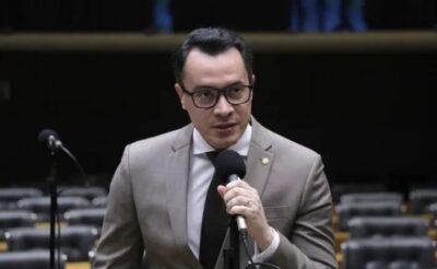 Comissão aprova projeto que obriga órgãos públicos a garantir acessibilidade