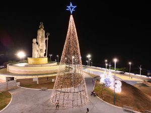 No dia do aniversário da cidade, Prefeitura de Ribamar promove a abertura do Natal Ribamarense