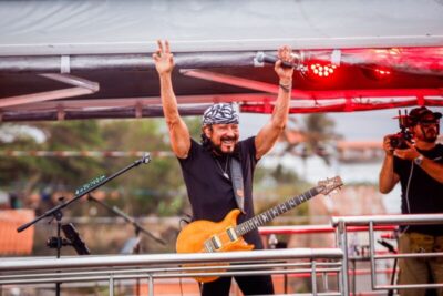 Show de Bell Marques reúne 500 mil na Litorânea do primeiro dia de pré-carnaval do circuito