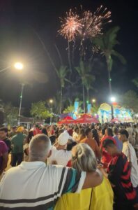 Alegria, shows, queimas de fogos e emoção marcam o Réveillon no Parque do Babaçu em Pinheiro