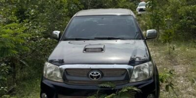 Dois corpos são encontrados em caminhonete na zona rural de Sítio Novo