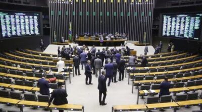 Câmara dos Deputados lança novo concurso com salários de R$ 21 mil; veja datas