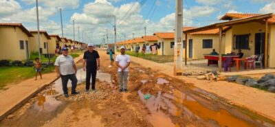 Deputado Hildo Rocha constata péssima situação das ruas do Canto da Serra