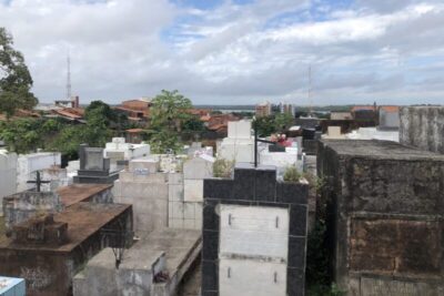 Cemitérios públicos de São Luís operam sem licença ambiental